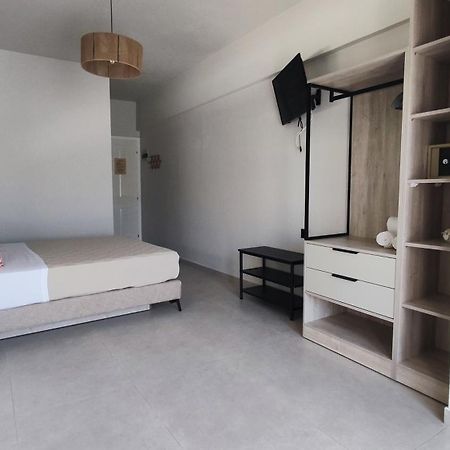 Nostos Studios Golden Beach Криси Амудия Екстериор снимка